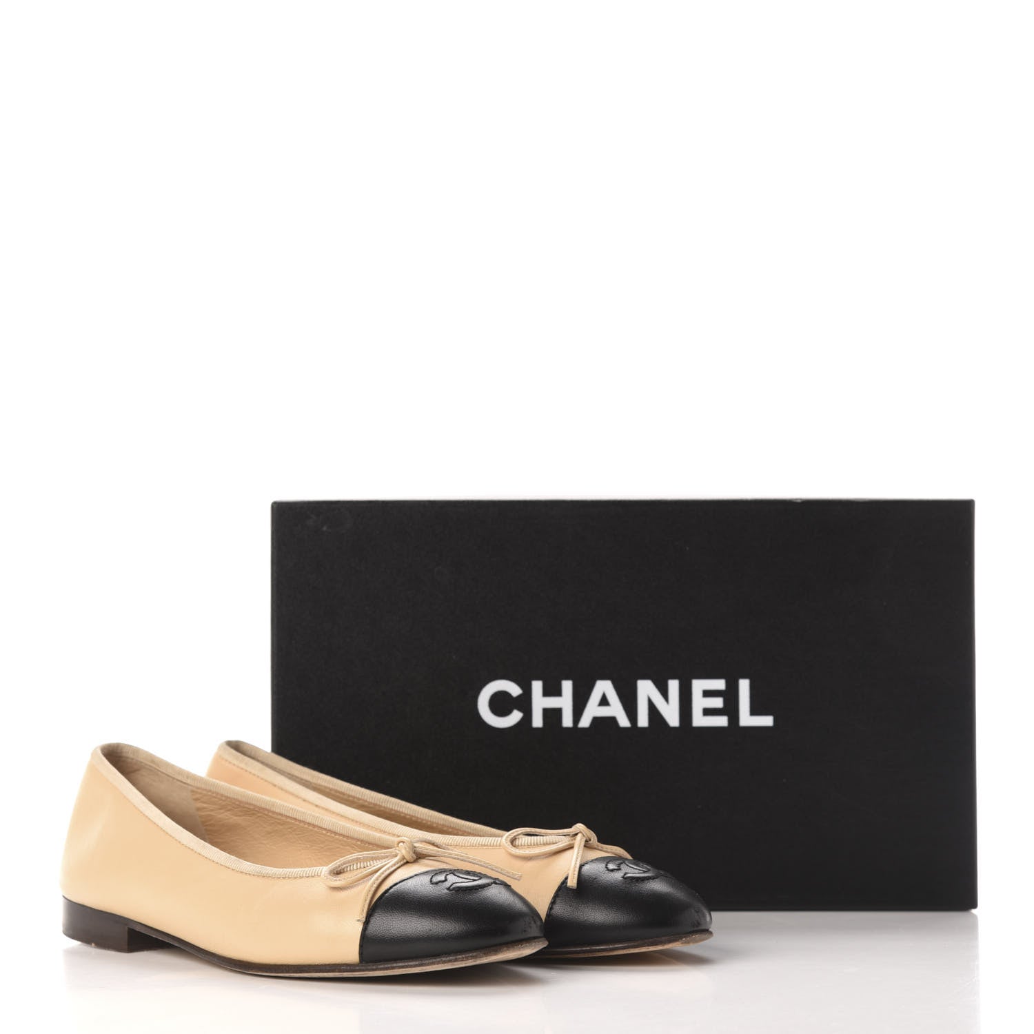 Chanel Lambskin Cap Toe CC Ballerina Flats 36 Beige Black 10 of 10