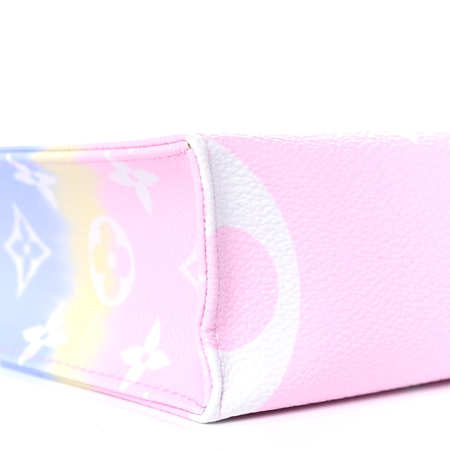 Louis Vuitton Monogram Escale Toiletry Pouch 26 Pastel 7 of 9