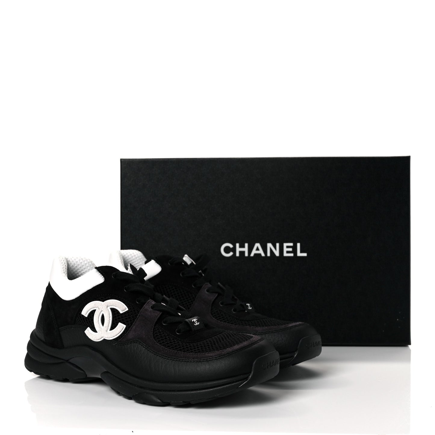 Mesh Suede Grained Calfskin Womens CC Sneakers 40 Black White