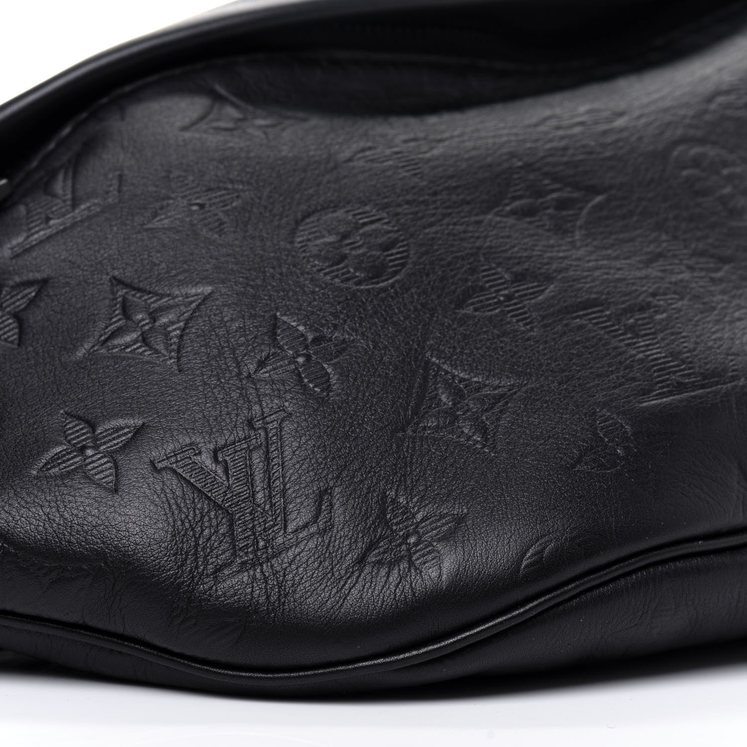Louis Vuitton Calfskin Monogram Shadow Discovery Bumbag Black 7 of 10