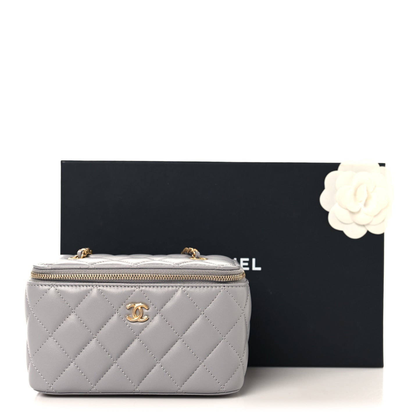 Lambskin Quilted Small Pearl Crush Vanity Case With Chain Grey