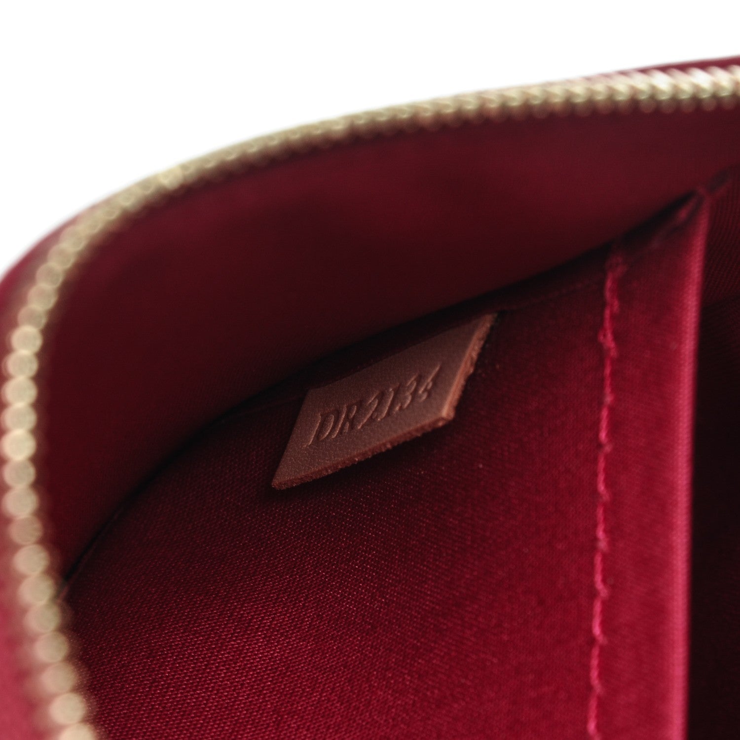 Louis Vuitton Vernis Pochette Accessories NM Rose Indien 7 of 7