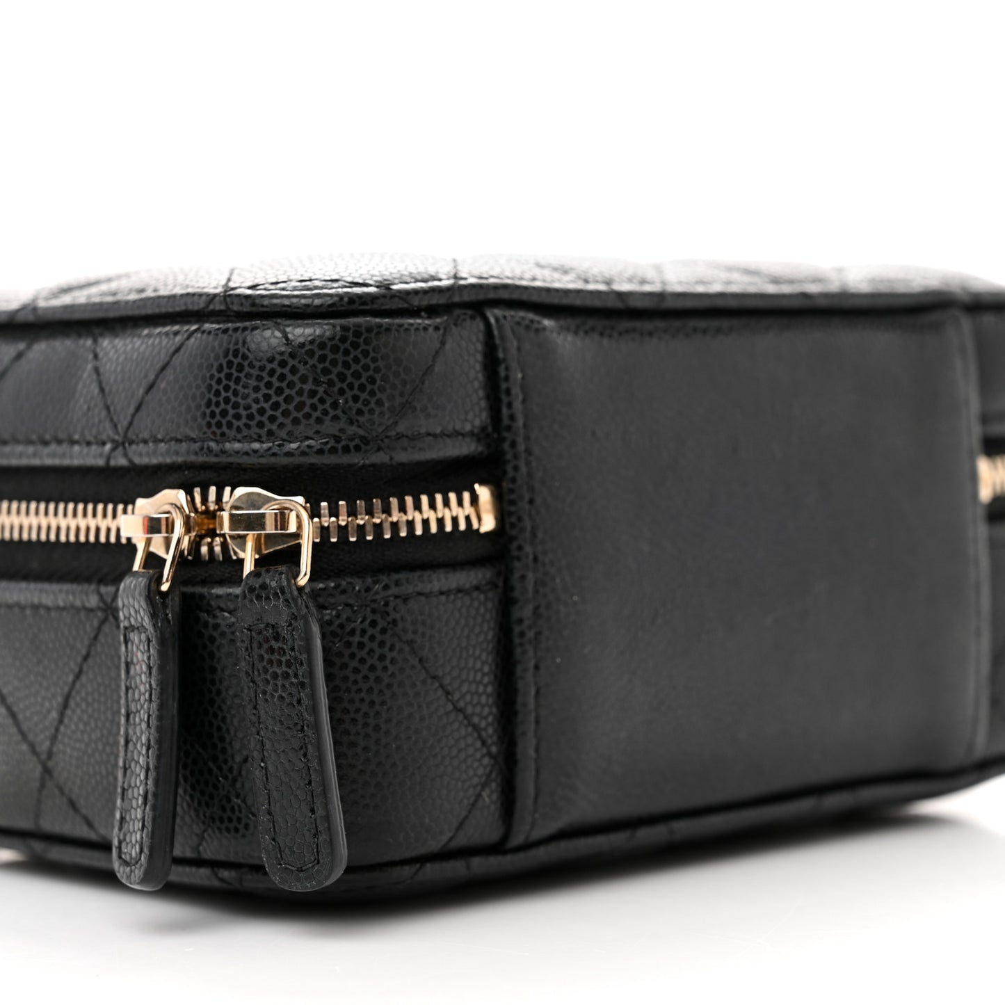 Caviar Quilted Twist Your Buttons Clutch With Chain Black