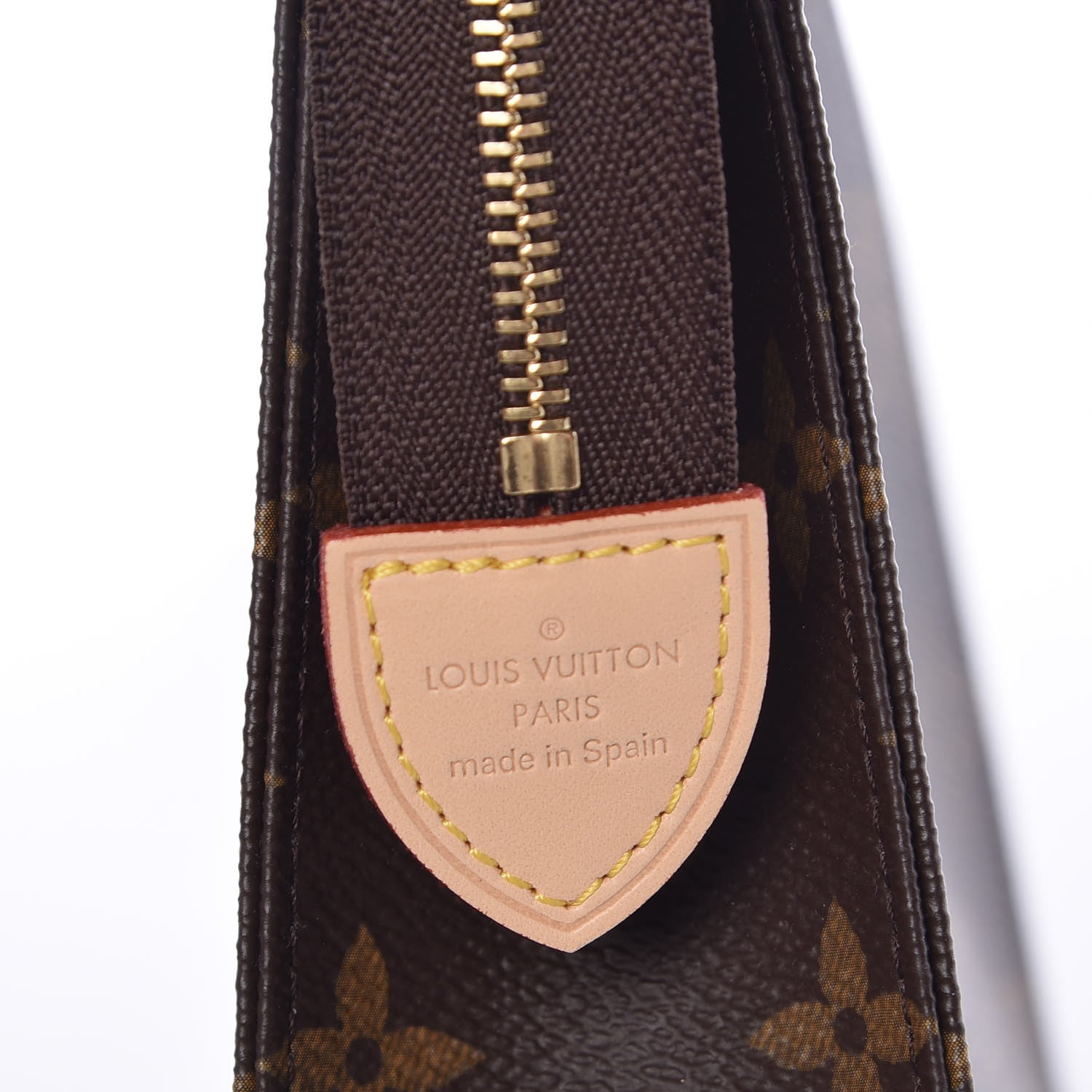 Louis Vuitton Monogram Toiletry Pouch 19 6 of 10