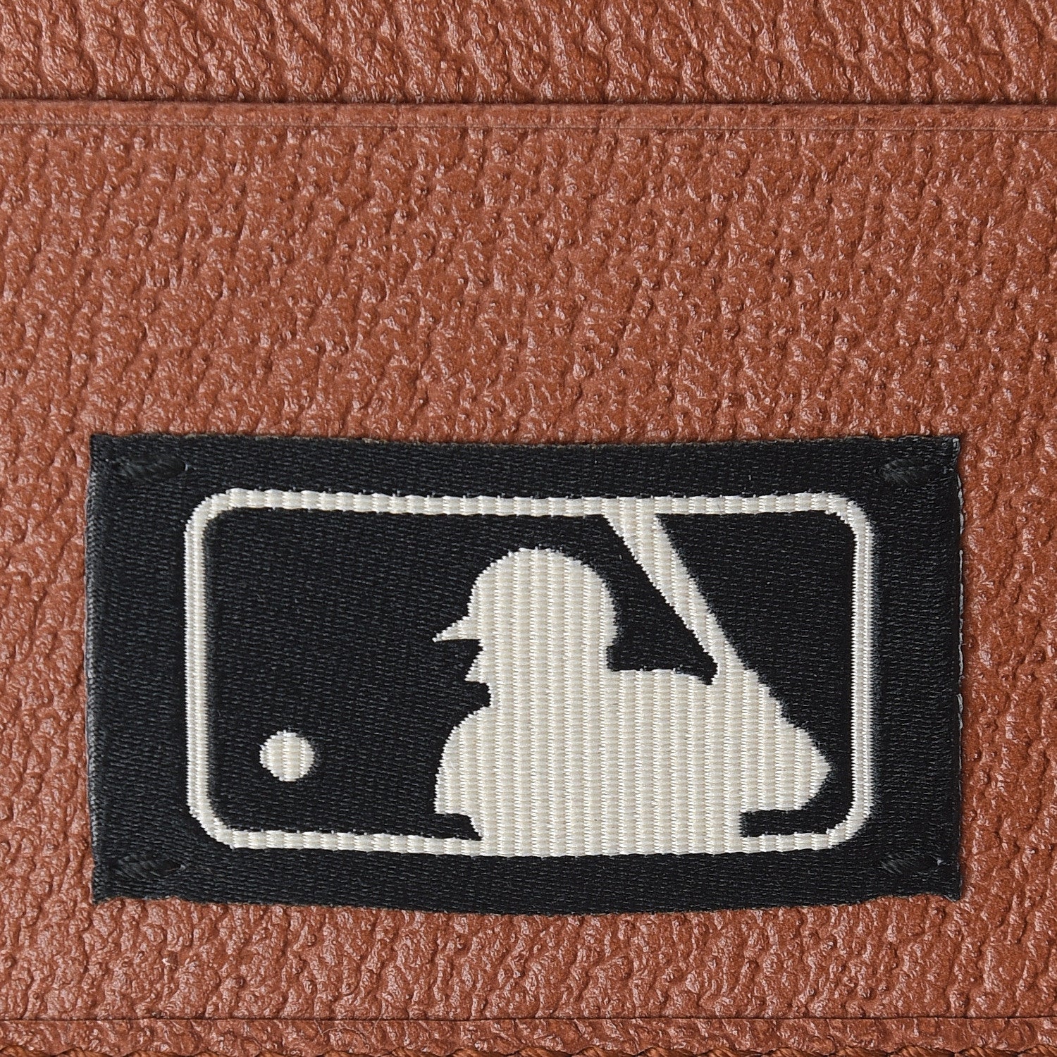 Gucci X MLB Monogram NY Yankees Bi-Fold Wallet Beige Ruggine Ivory 6 of 9