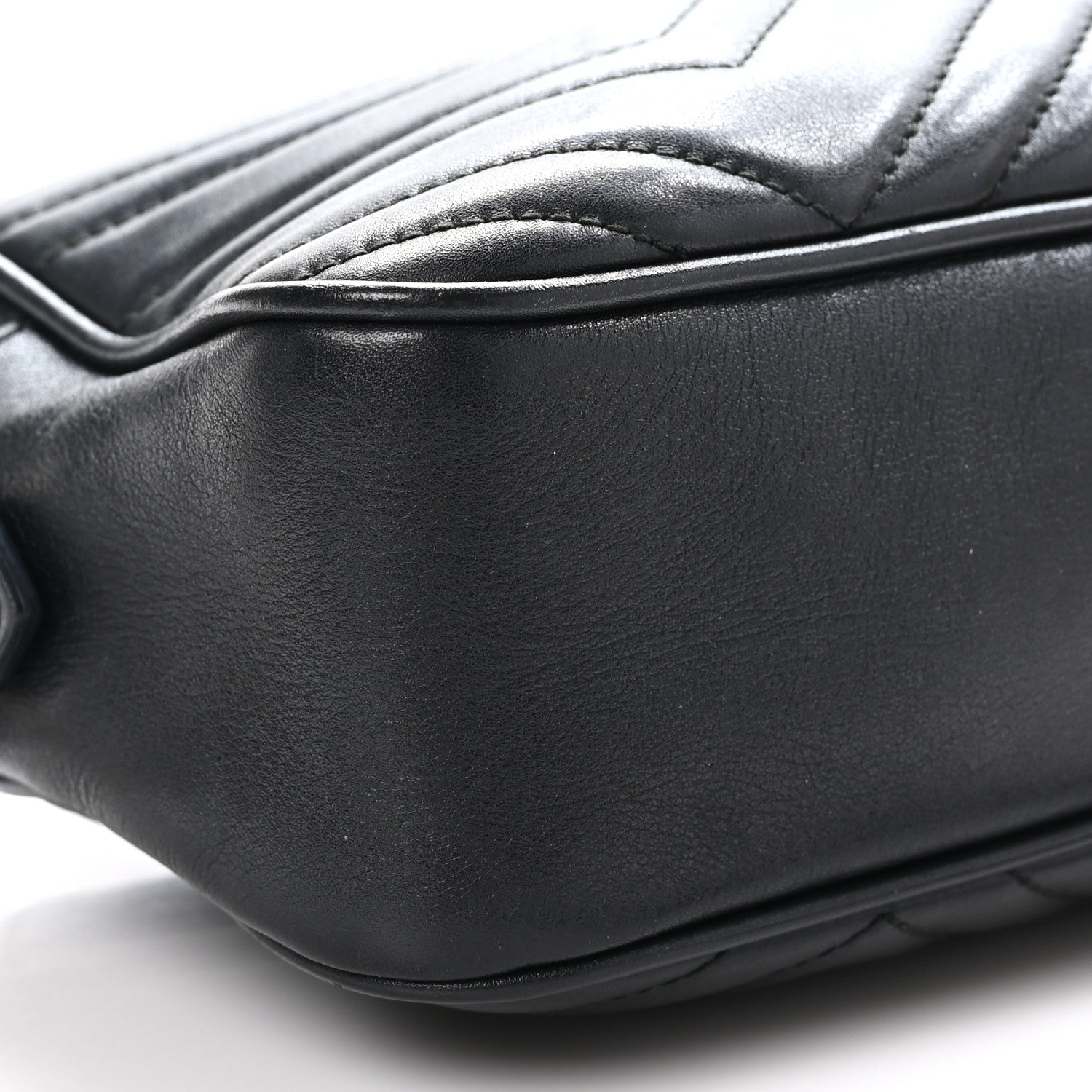 Gucci Calfskin Matelasse Small GG Marmont Chain Shoulder Bag Black 9 of 10