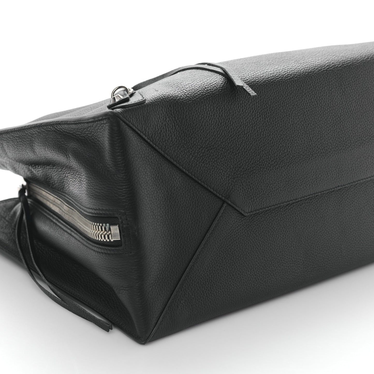 Supple Calfskin Papier A4 Zip Around Tote Black