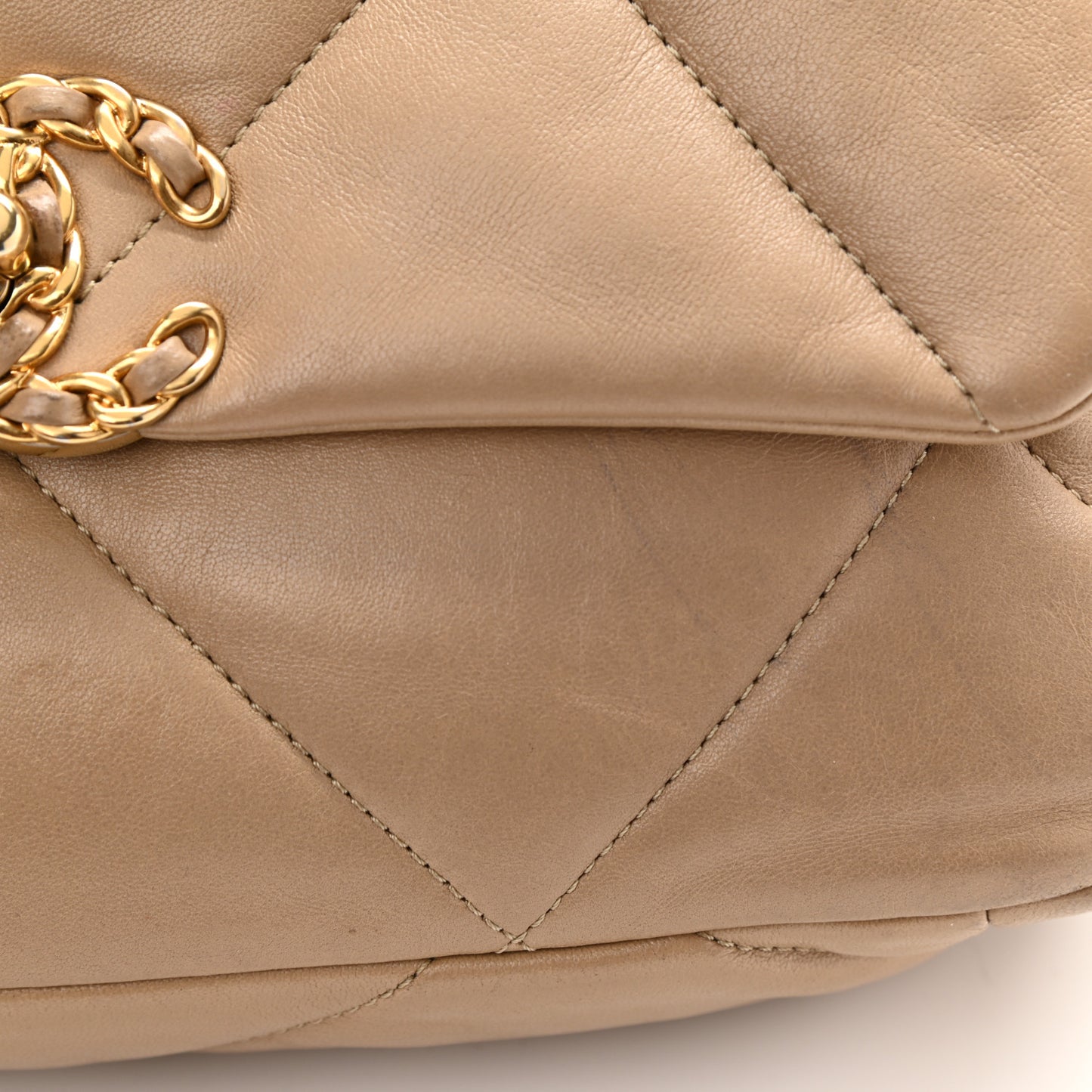 Lambskin Quilted Medium Chanel 19 Flap Dark Beige