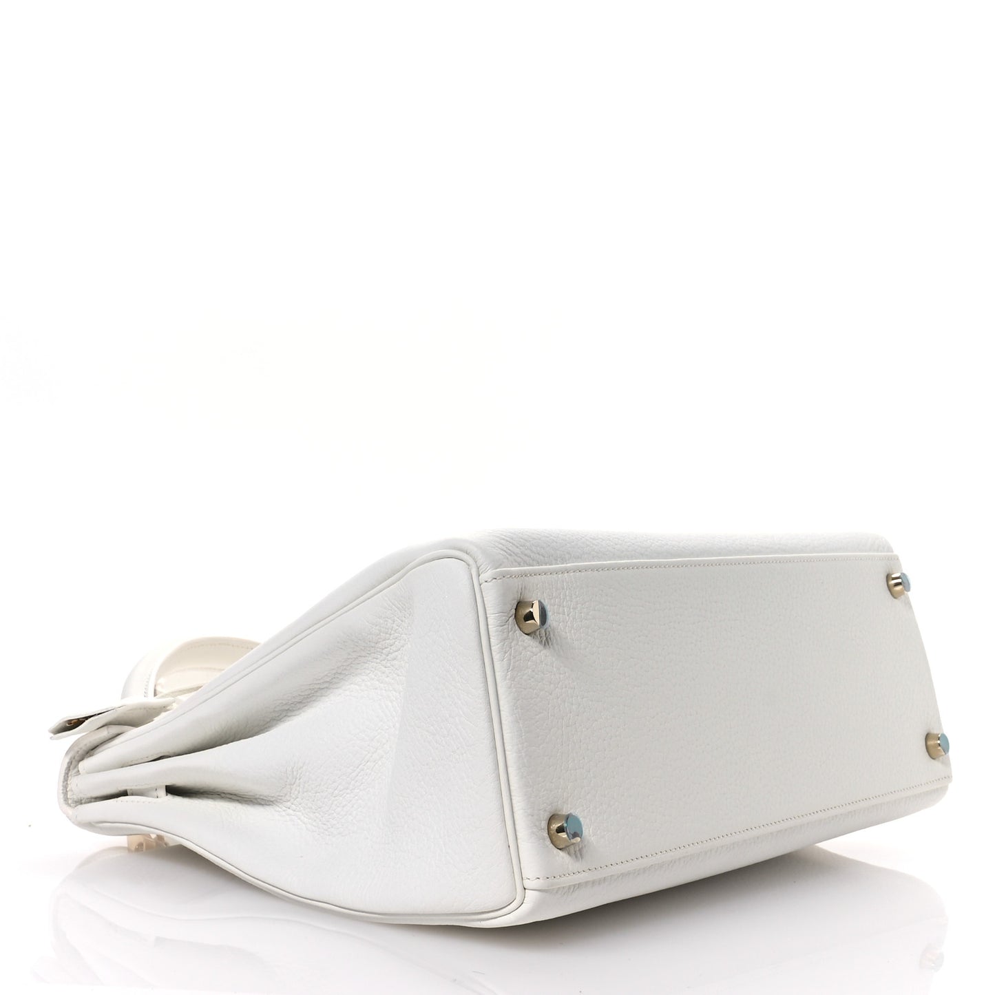 Taurillon Clemence Kelly Retourne 32 White