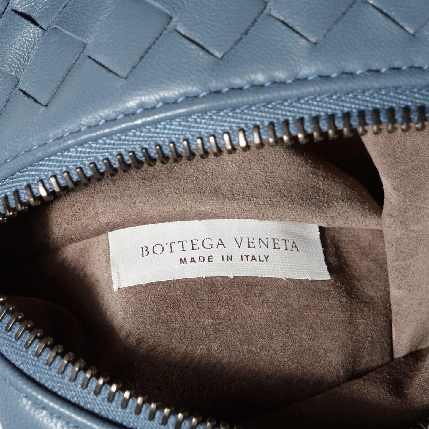 Nappa Intrecciato Seamless Hobo Krim