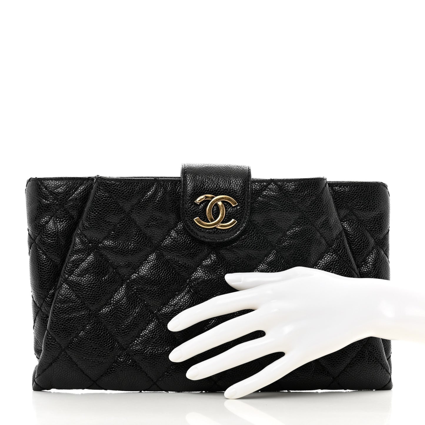 Caviar Quilted Coco Pleats Clutch Black