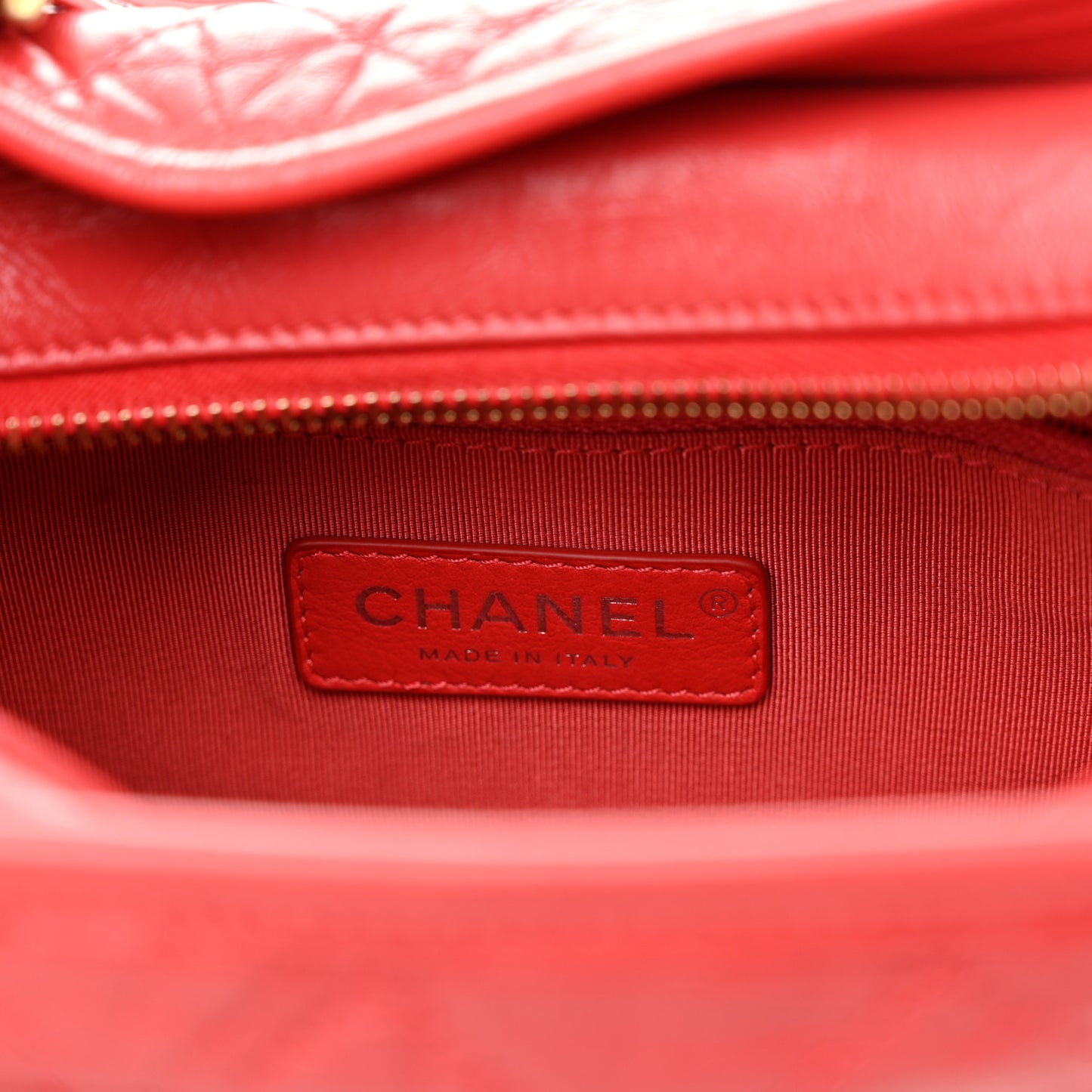 Aged Calfskin Quilted Small Gabrielle Hobo Red