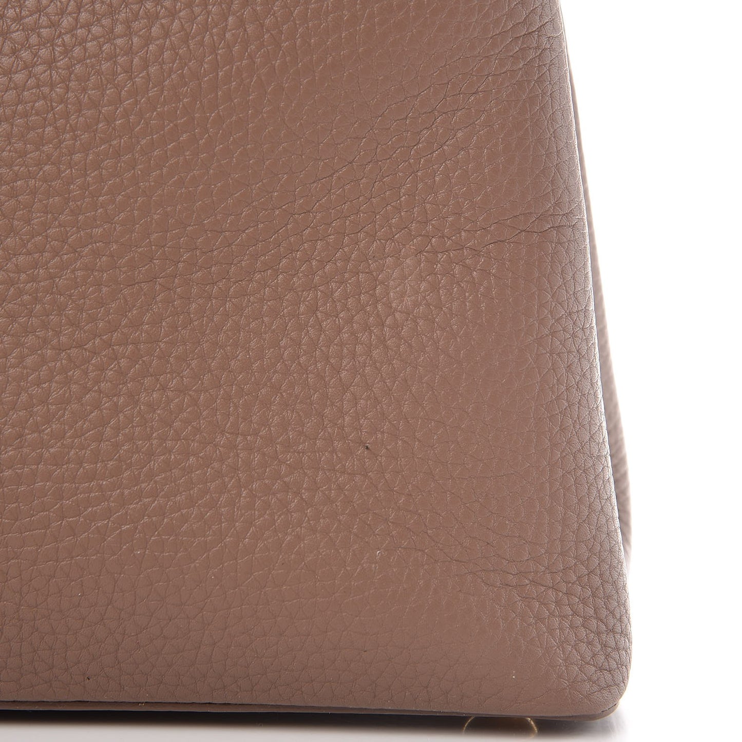 Taurillon Lambskin Capucines PM Taupe