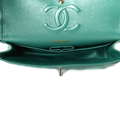 Chanel Iridescent Caviar Quilted Medium Double Flap Green 5 of 8