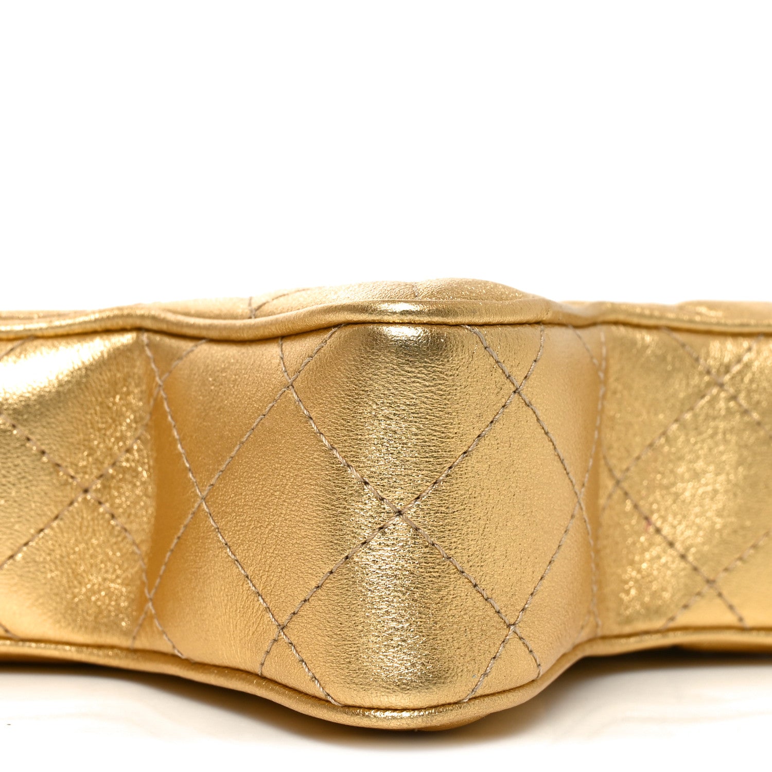 Chanel Metallic Lambskin Quilted Walk Of Fame Star Bag Gold