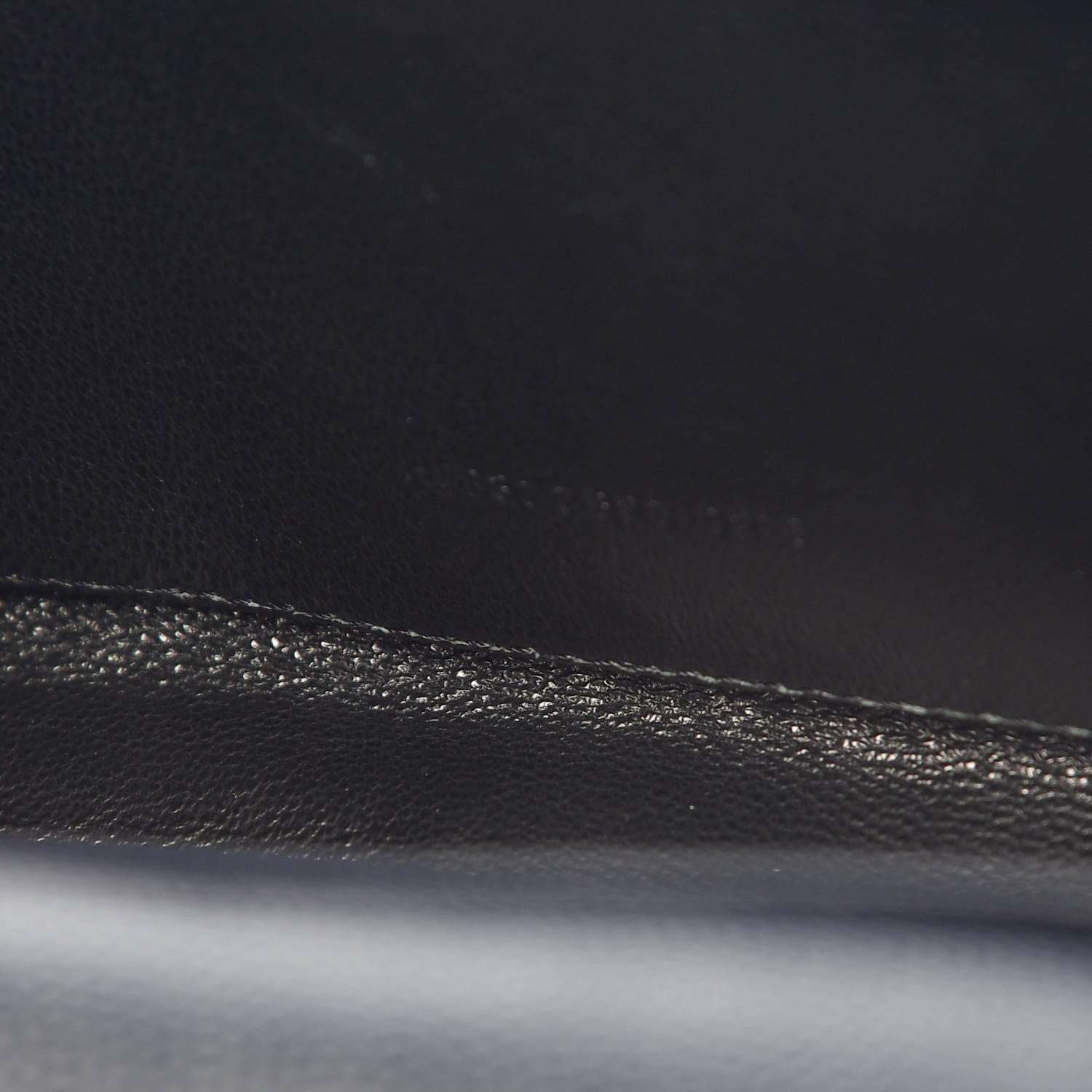 Saint Laurent Grain De Poudre Matelasse Chevron Monogram Chain Wallet Deep Marine 8 of 9