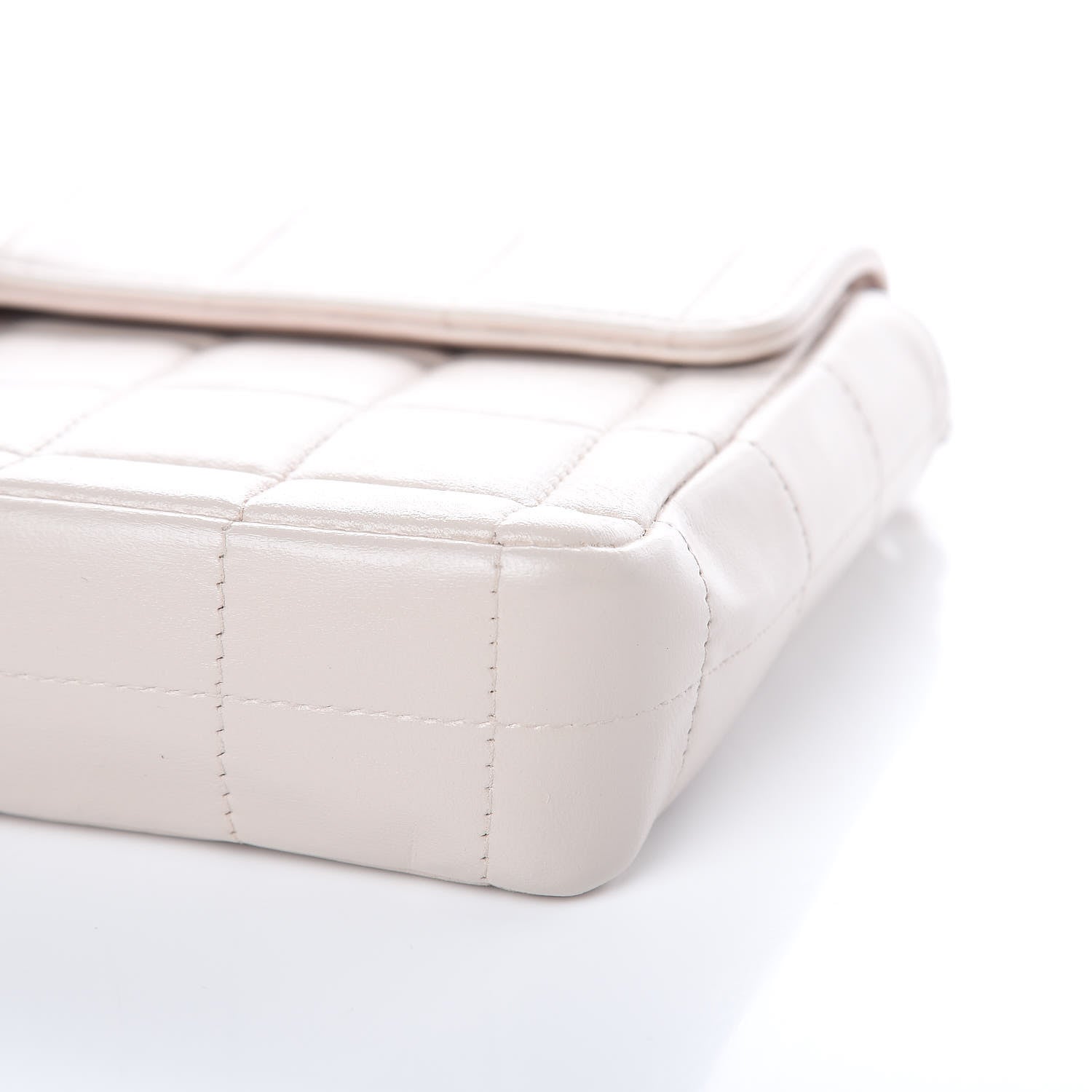 Chanel Lambskin East West Chocolate Bar Flap Pink 10 of 16