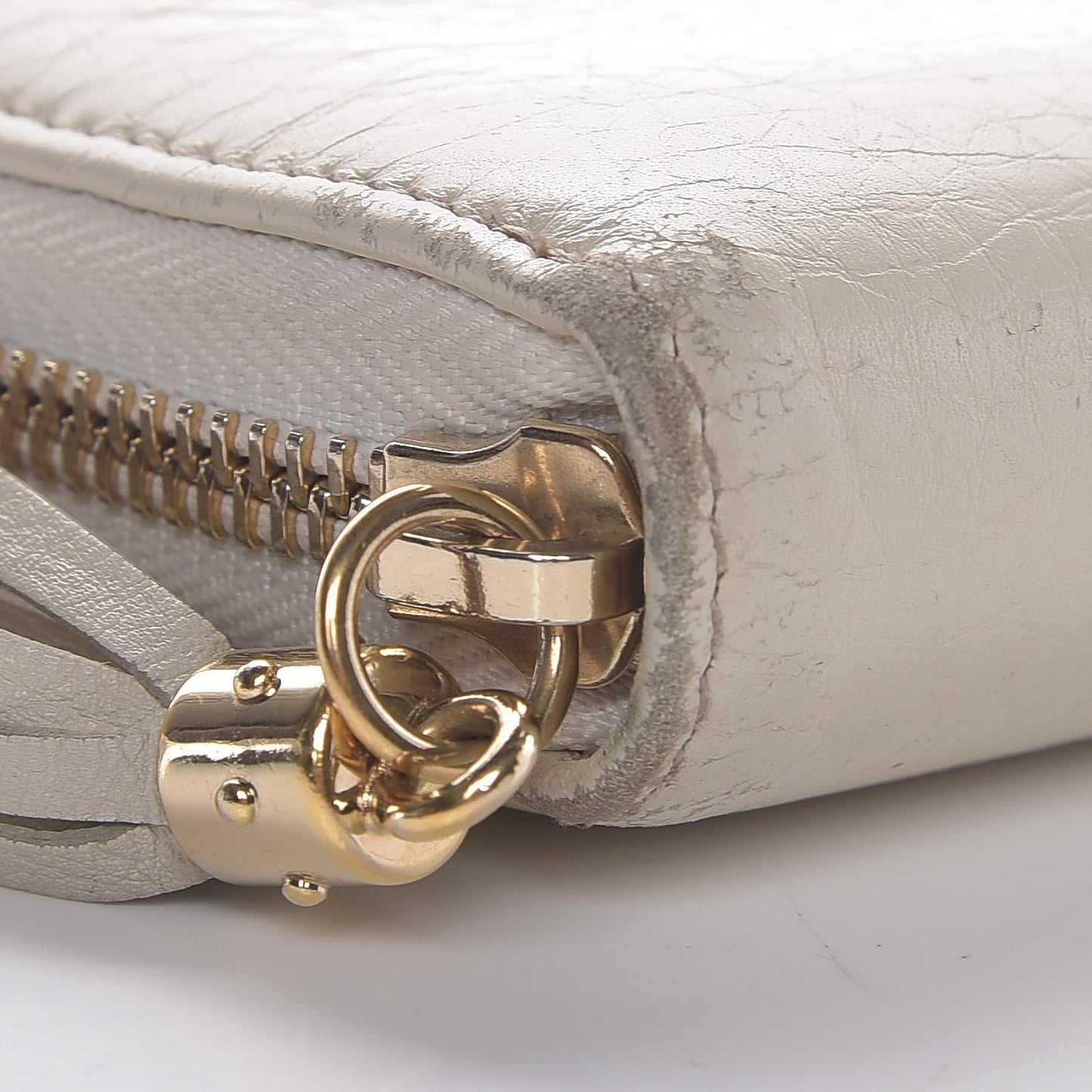 Pebbled Calfskin Soho Zip Around Wallet Off White
