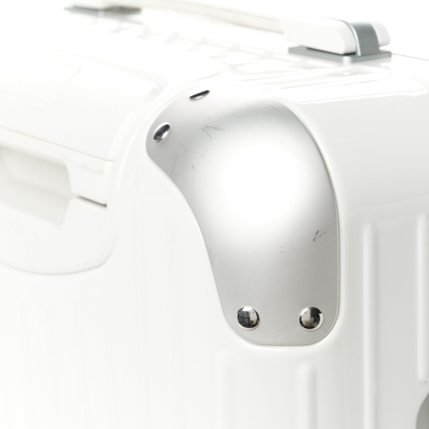 Rimowa Gloss Polycarbonate Aluminum Hybrid Cabin Gloss White 13 of 14