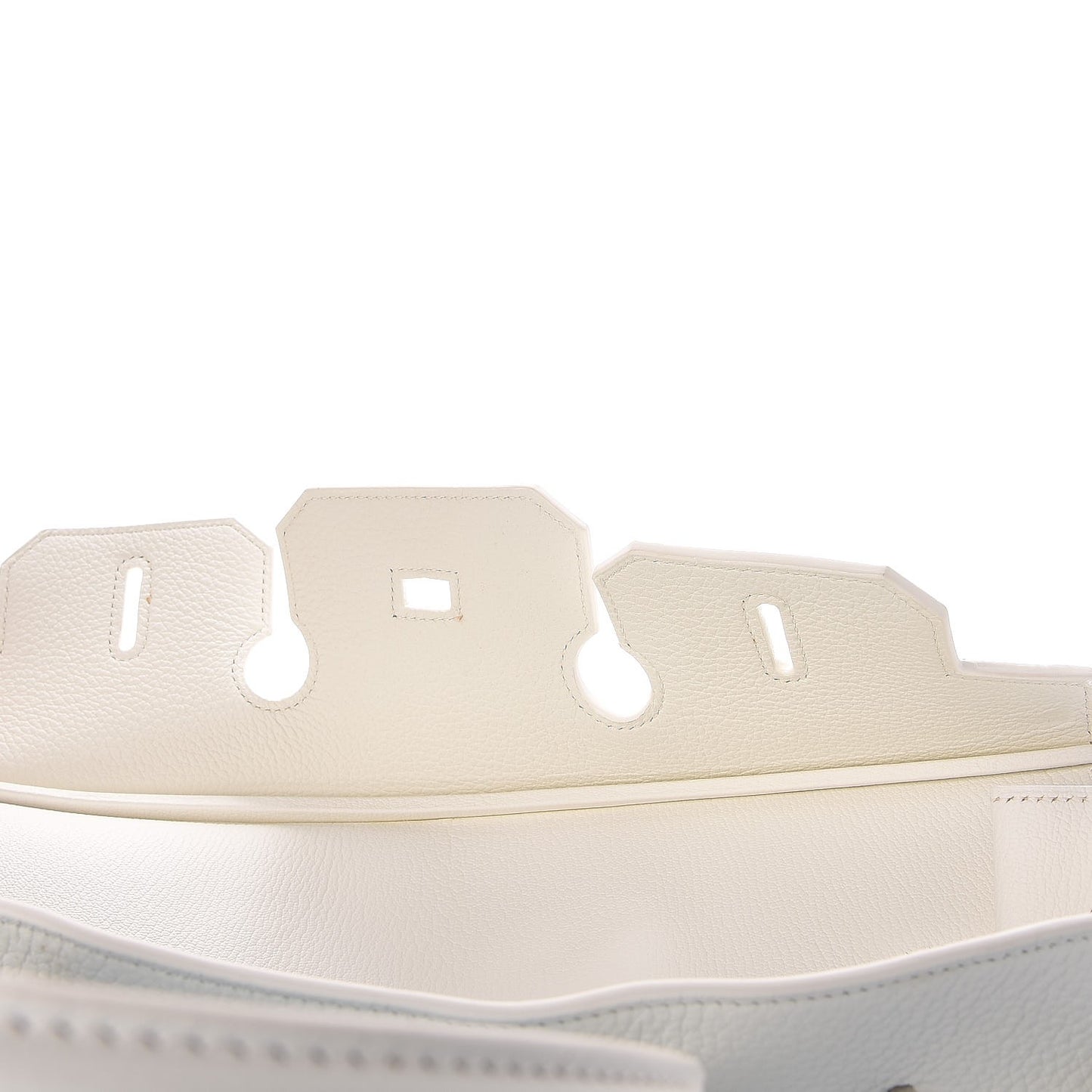 Taurillon Clemence Birkin 35 White