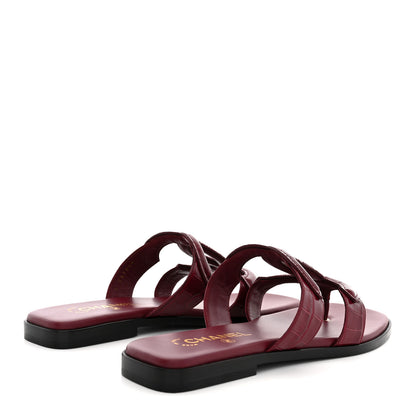 Chanel Crocodile Embossed Patent Calfskin CC Thong Sandals 40.5 Burgundy 5 of 11
