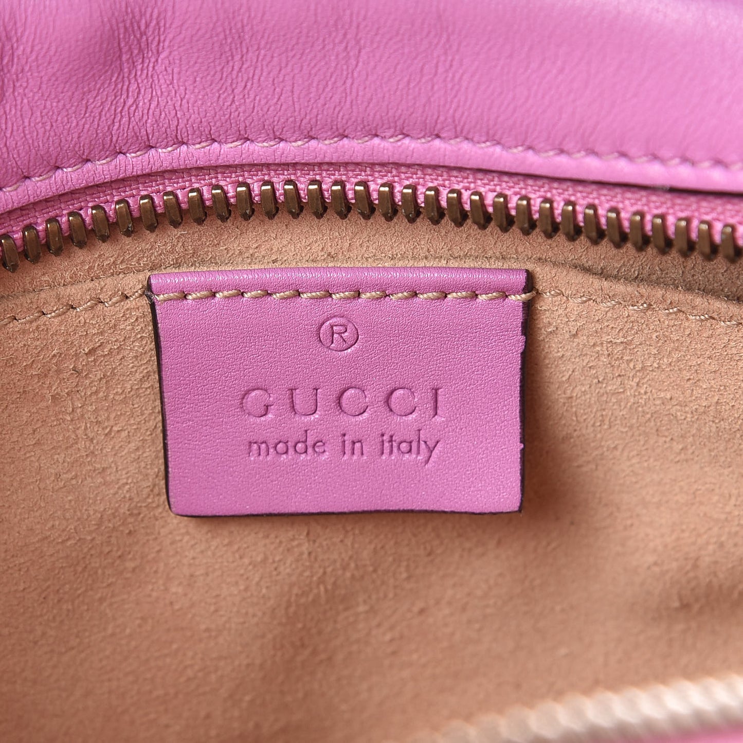 Calfskin Matelasse Small GG Marmont Chain Shoulder Bag Candy Mousse