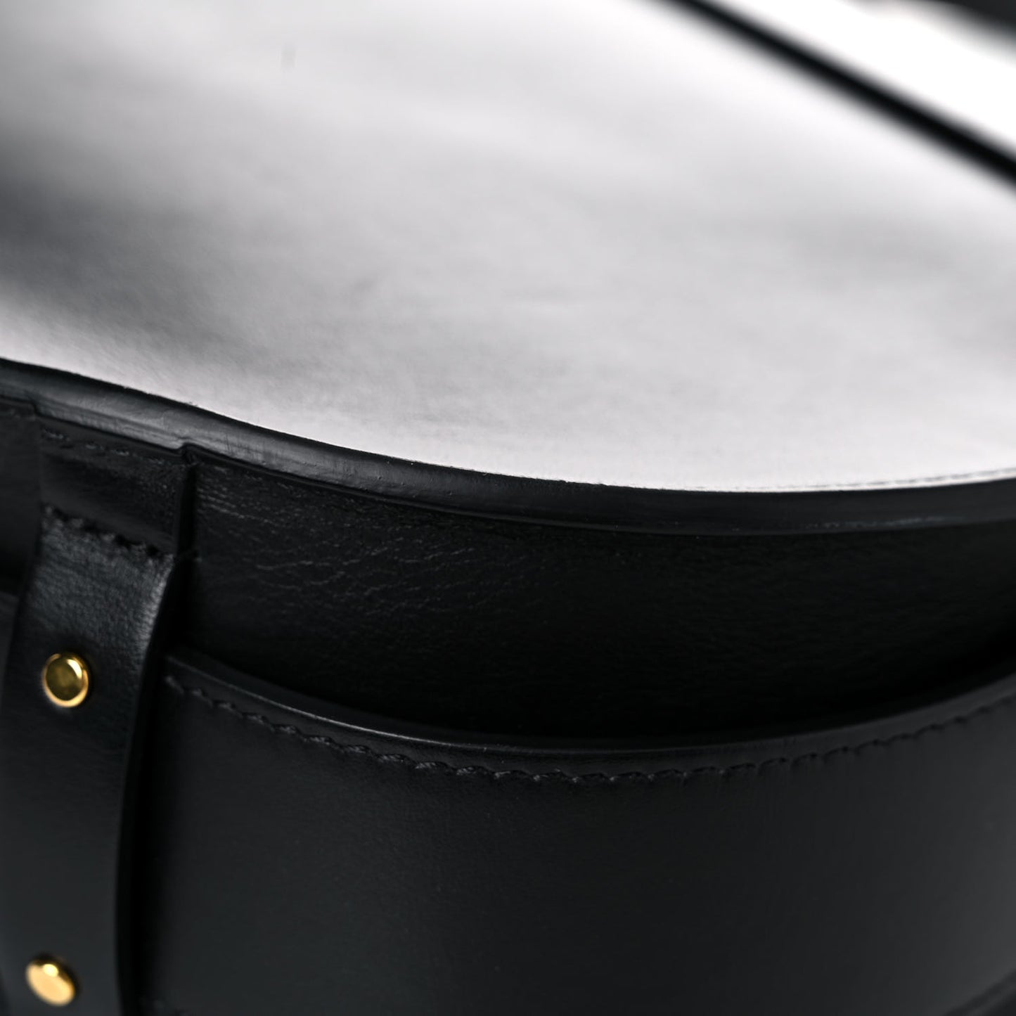 Calfskin Medium Tess Bag Black