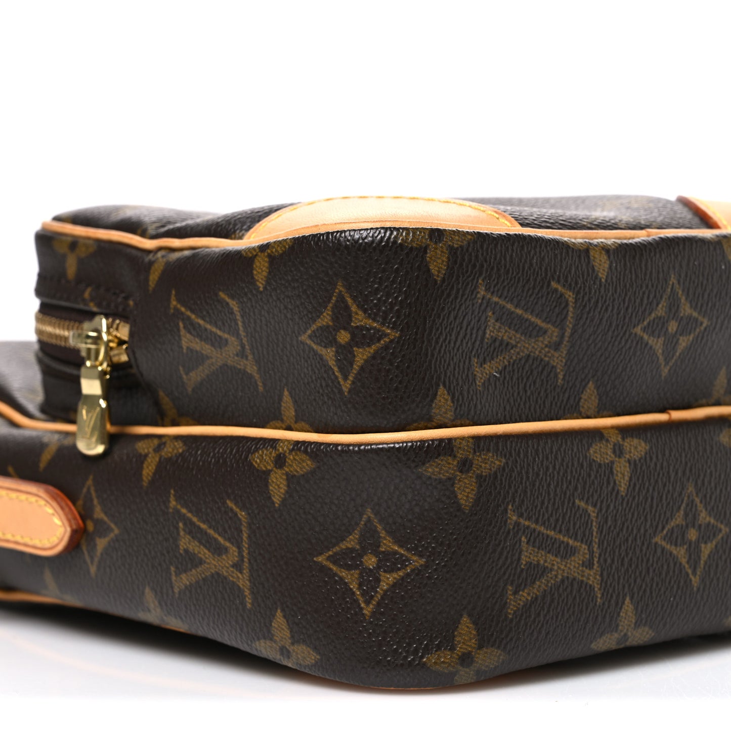 Monogram Amazone