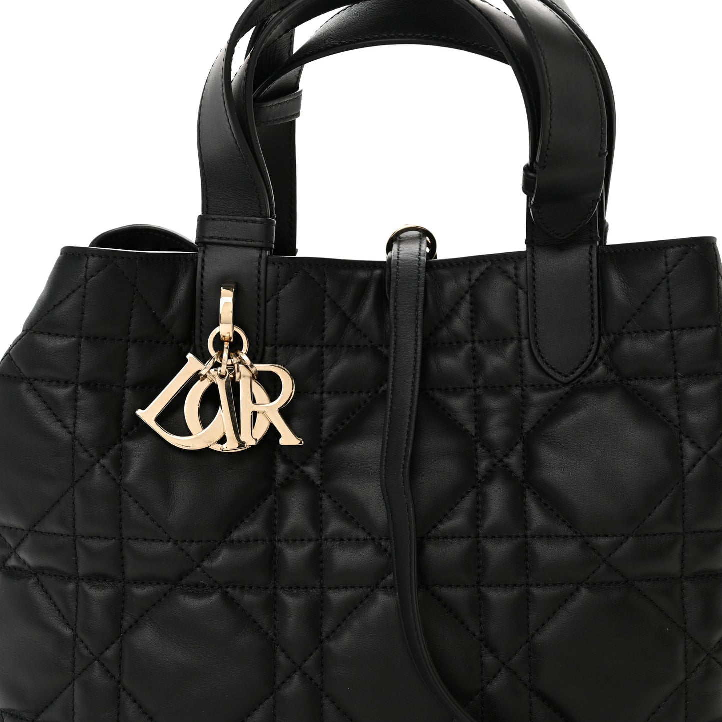 Calfskin Macrocannage Medium Toujours Black