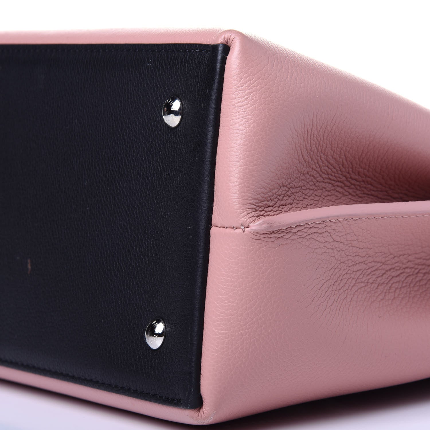 Louis Vuitton Soft Calfskin Lockme Ever Rose Ballet White Maito Black 10 of 13