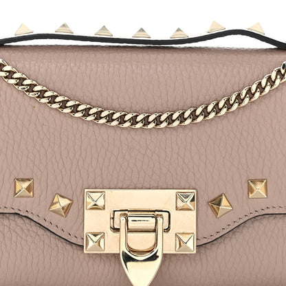 Valentino Garavani Pebbled Calfskin Rockstud Flip Lock Wallet On Chain Poudre 8 of 10