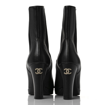 Chanel Lambskin Patent Cap Toe Pearl CC Ankle Boots 38.5 Black 5 of 7
