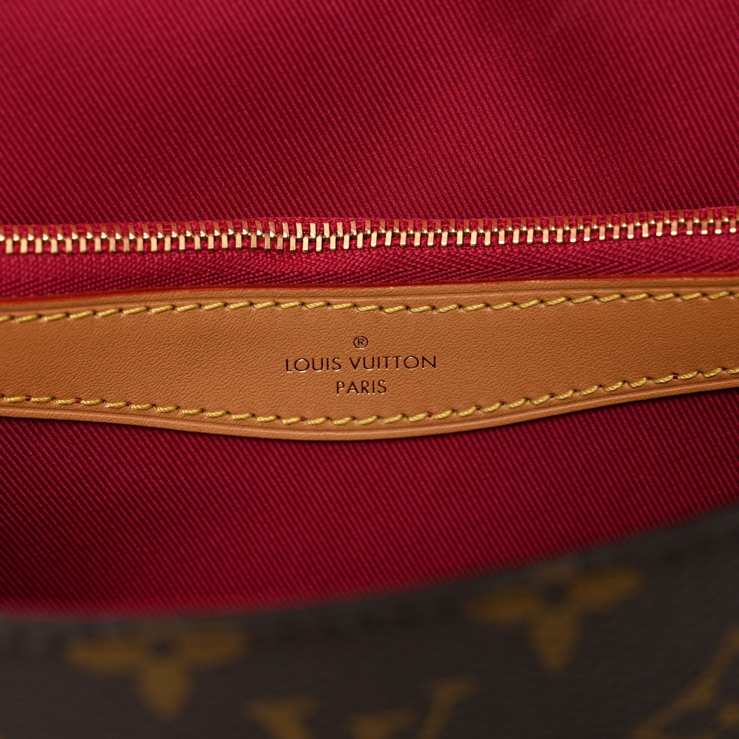 Monogram Diane Fuchsia