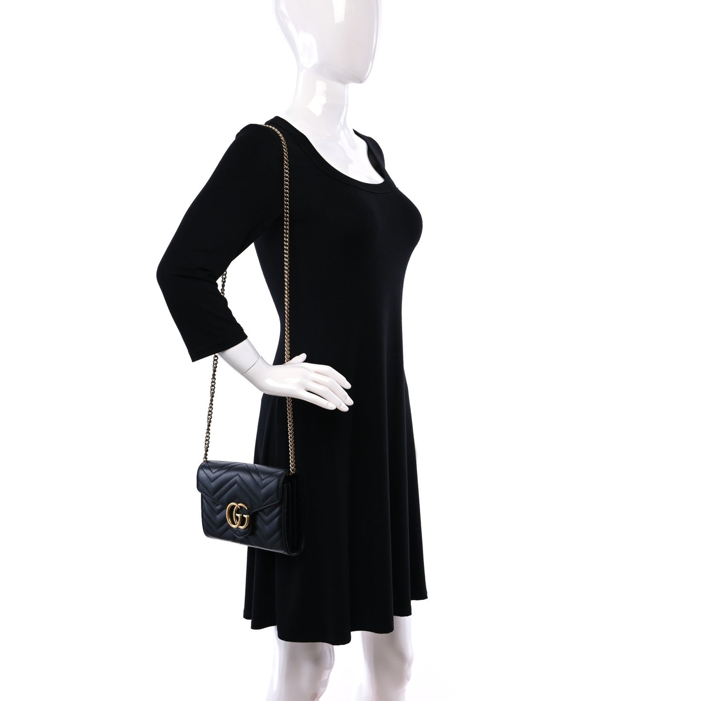 Calfskin Matelasse GG Marmont Chain Wallet Black