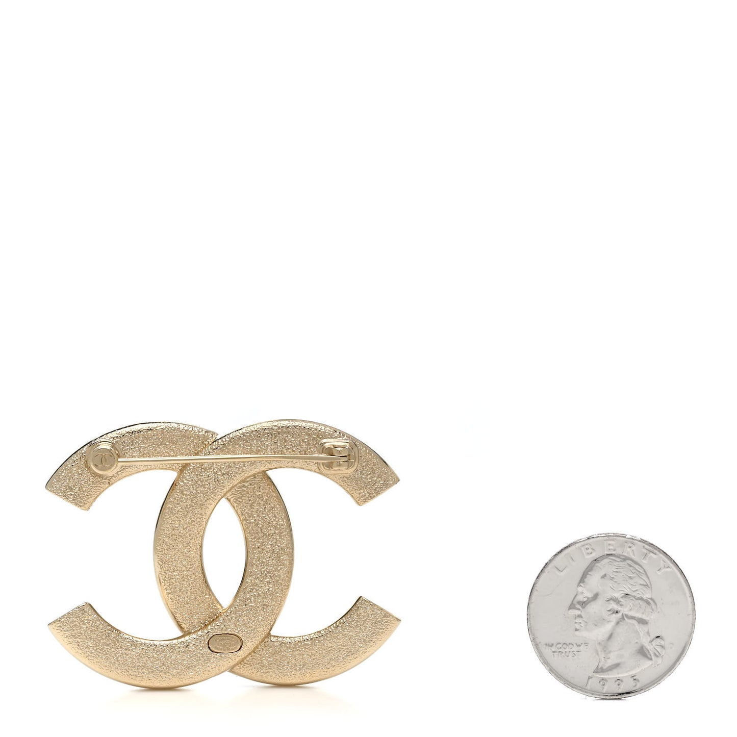 Metal CC Brooch Gold