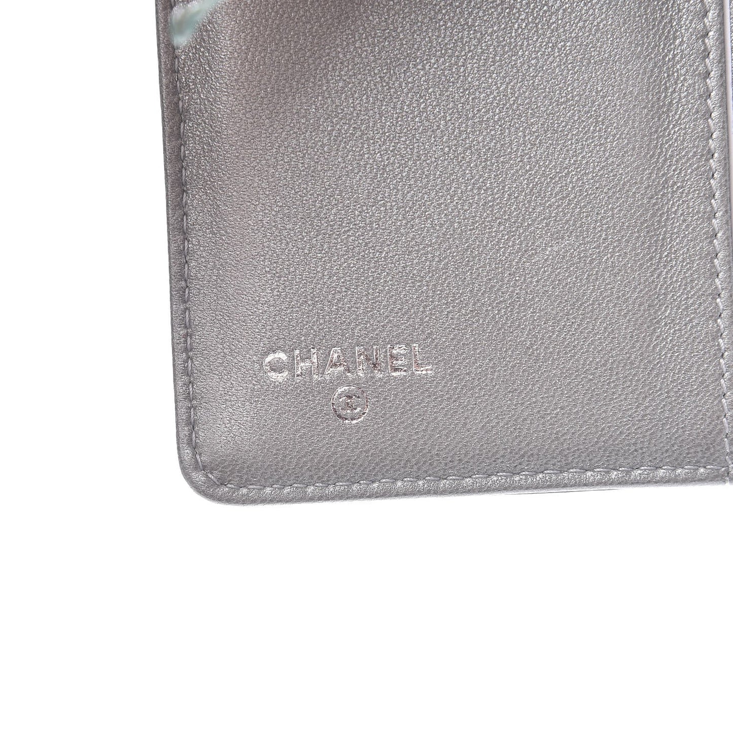 Lambskin Camellia Embossed Zipped Pocket Wallet Black