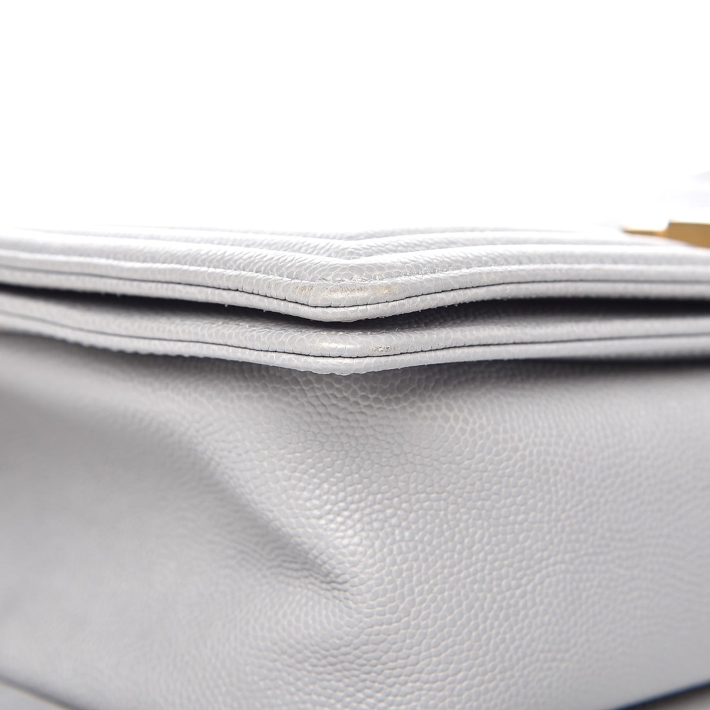 Caviar Quilted Medium Boy Flap Grey