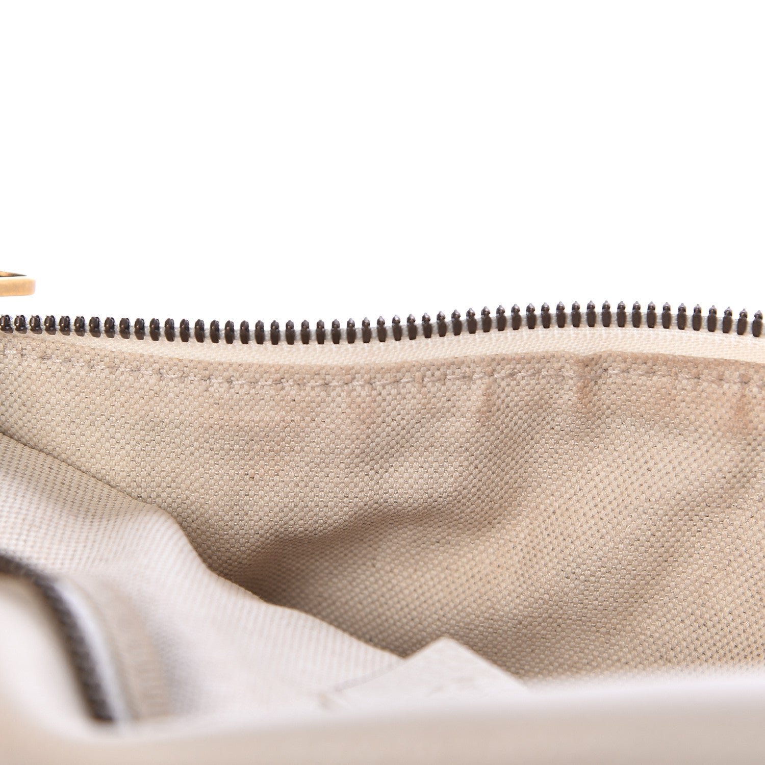Gucci Grained Calfskin Logo Belt Bag White 13 of 18