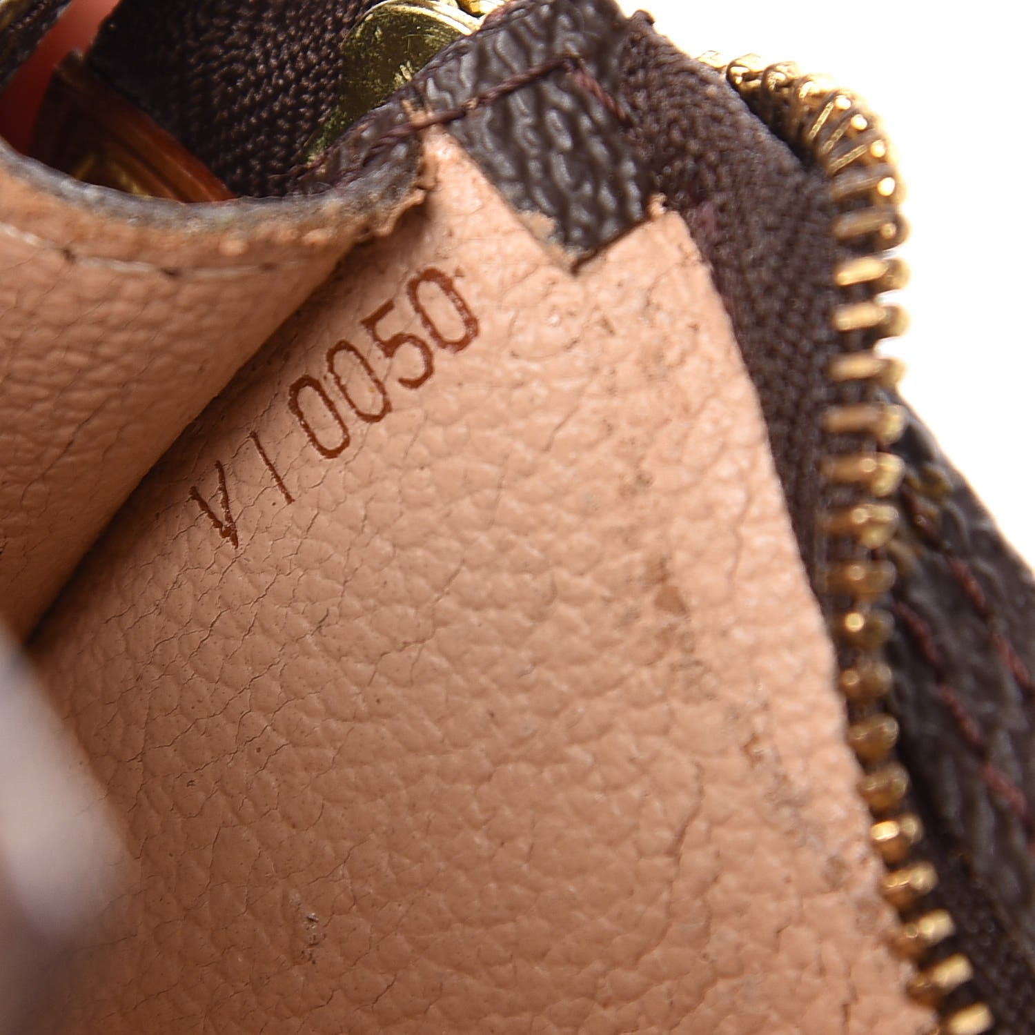 Louis Vuitton Monogram Bucket Pochette Accessories 7 of 15