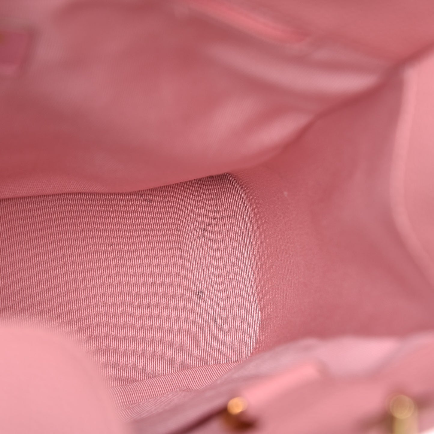 Caviar Petit Shopping Tote PST Pink