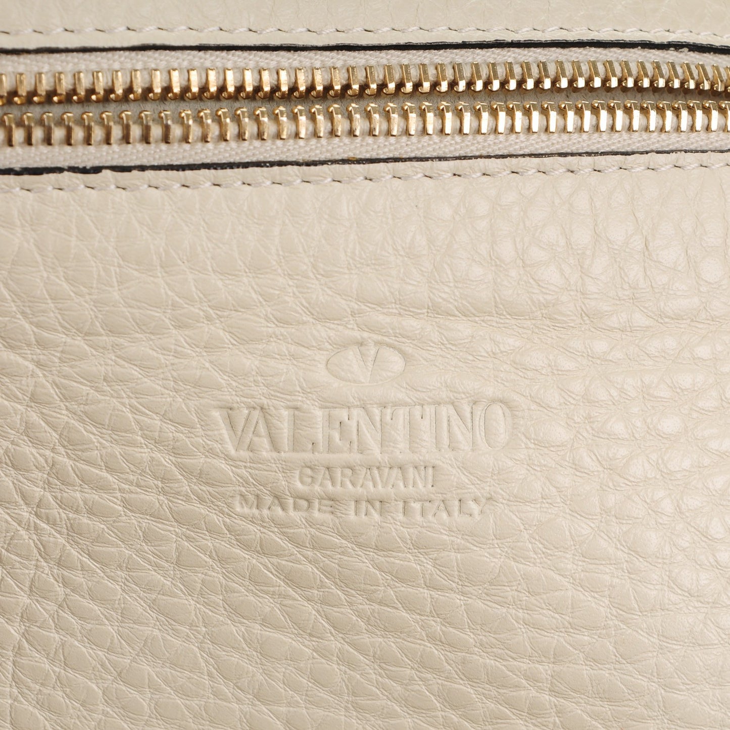 Grained Calfskin Medium Rockstud Tote Ivory