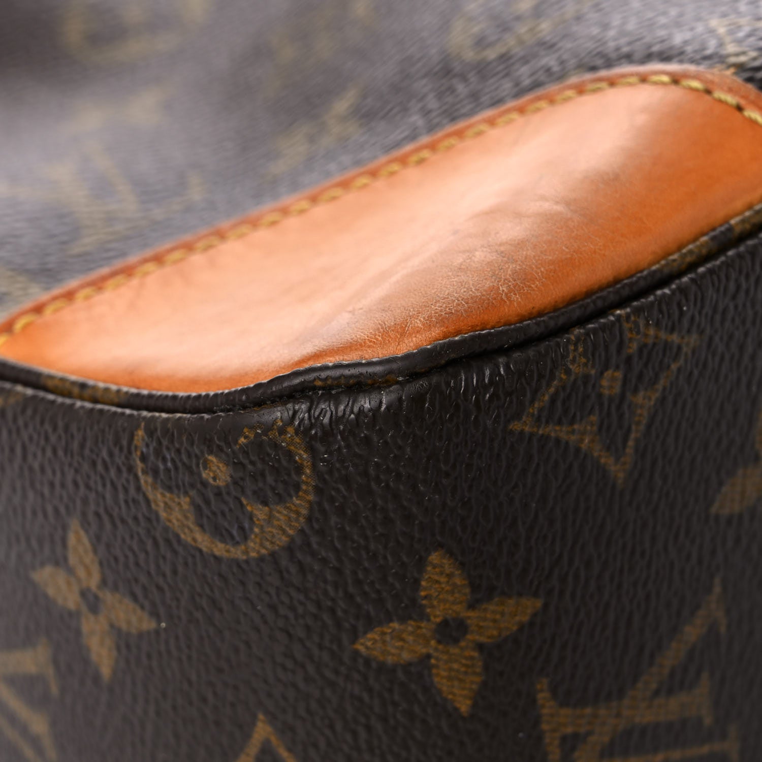 Louis Vuitton Monogram Boulogne 30 9 of 28