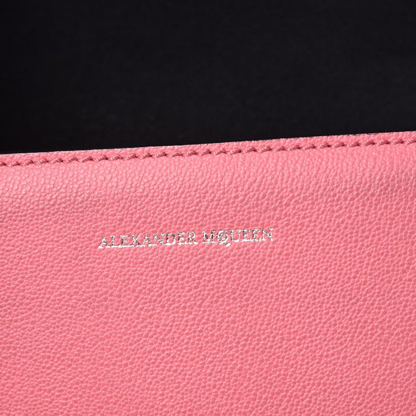Grained Calfskin Small Insignia Flap Red Pink