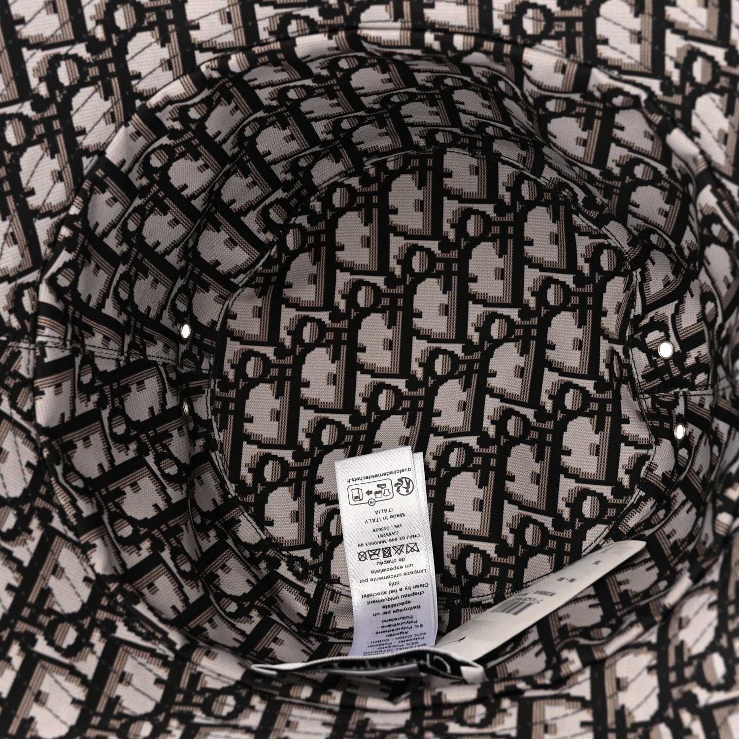 Christian Dior Oblique Reversible Teddy-D Brim Bucket Hat 59 Black 12 of 14