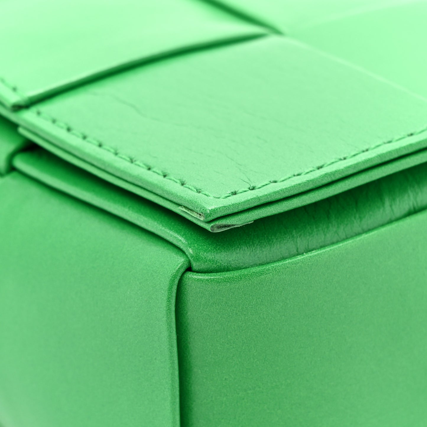 Paper Calfskin Maxi Intreccio Extra Mini Cassette Crossbody Bag Parakeet