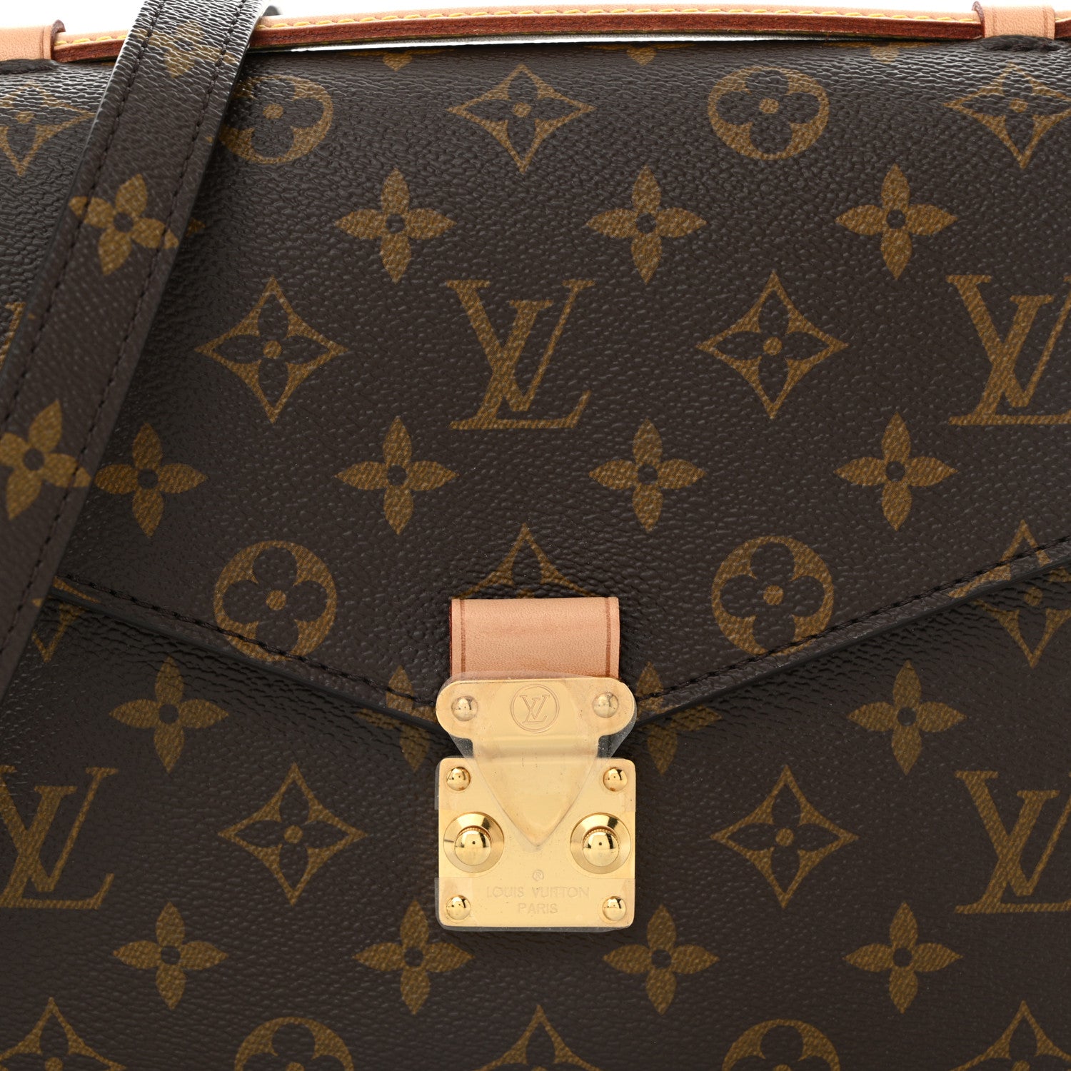 Louis Vuitton Monogram Pochette Metis 7 of 10