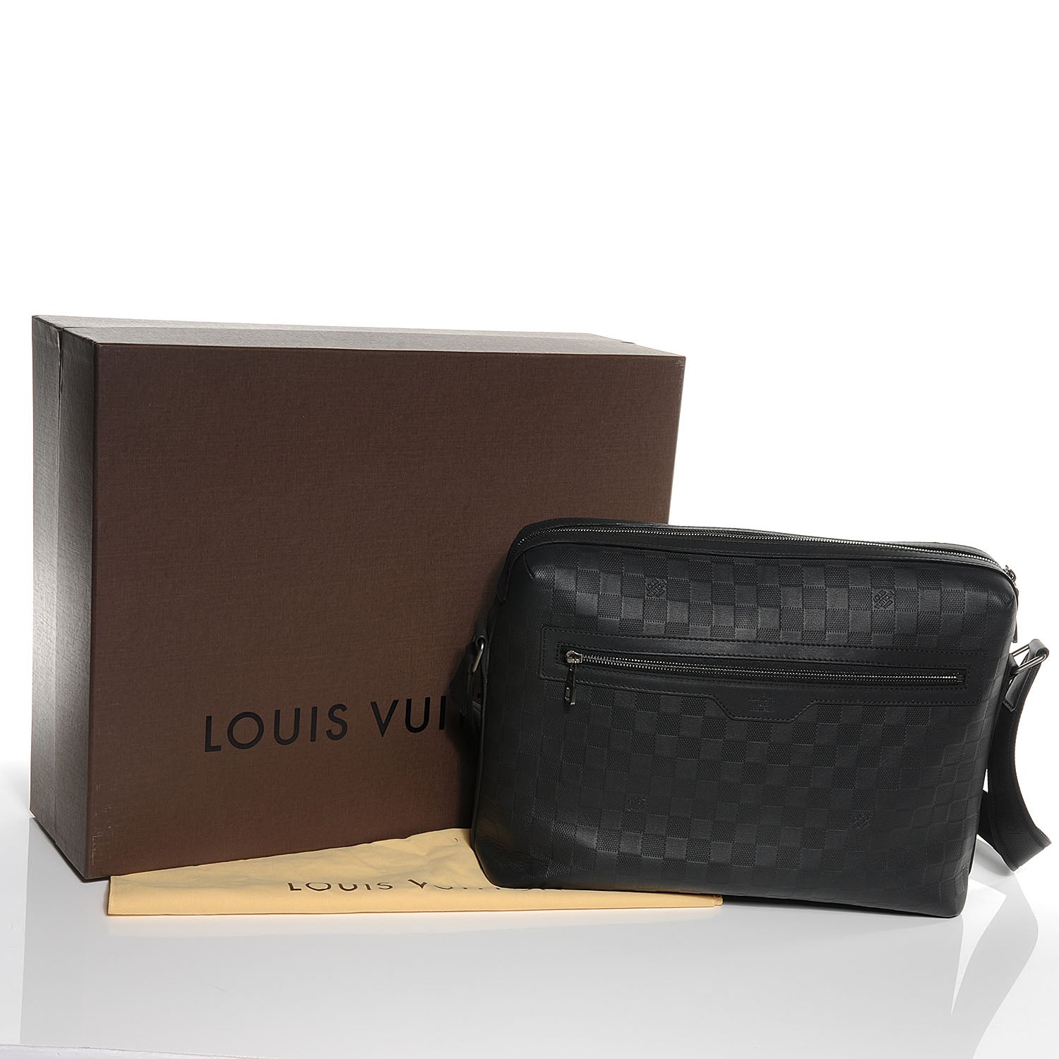 Louis Vuitton Damier Infini Calypso GM Onyx 5 of 9