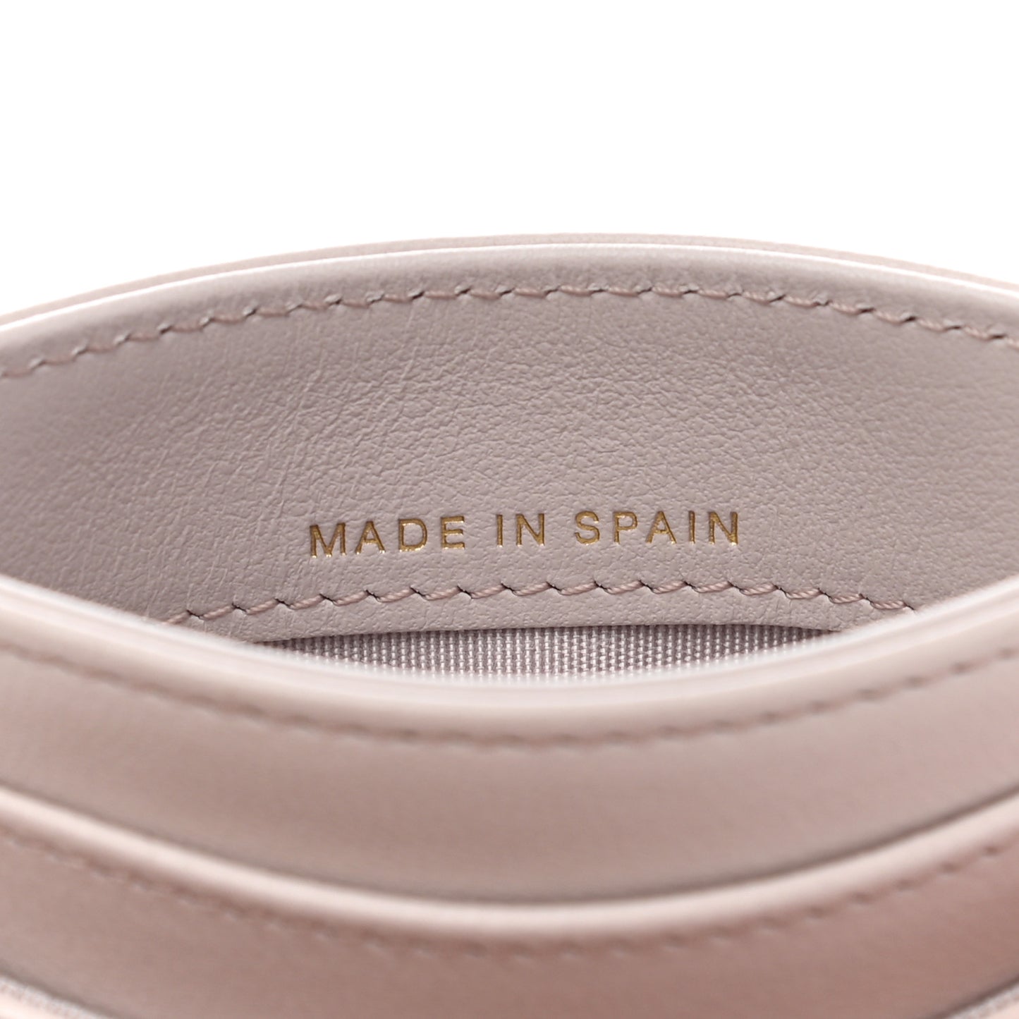 Lambskin Quilted Chanel 19 Card Holder Light Purple