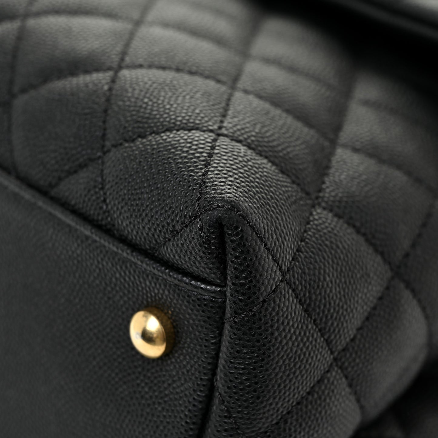 Caviar Lizard Quilted Medium Coco Handle Flap Black