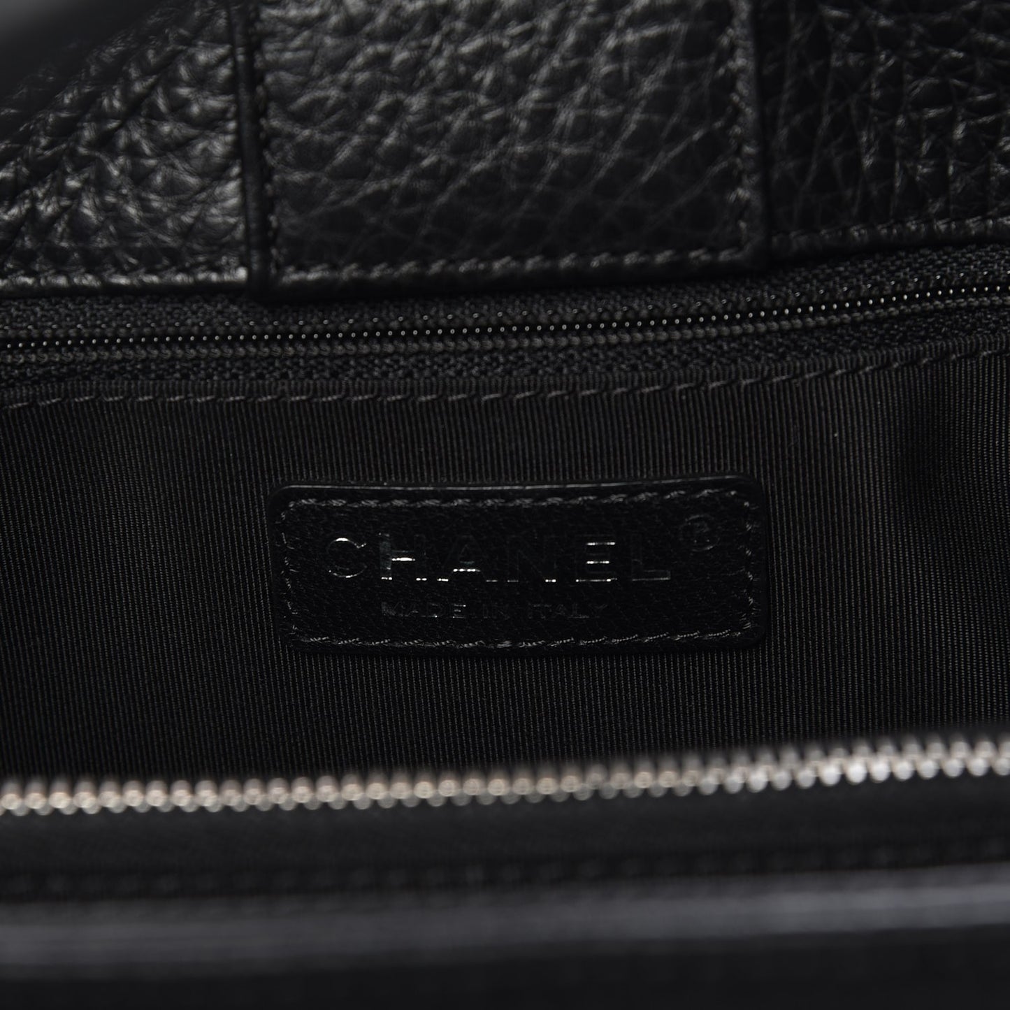 Deerskin Cerf Executive Shopper Tote Black